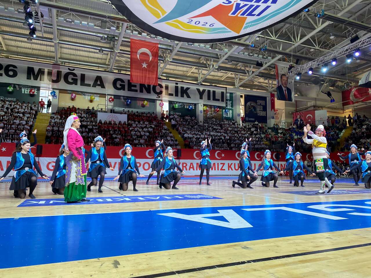 Menteşe’de 19 Mayıs Coşkusu: Gösteriler Büyük Alkış Topladı 3